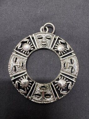 Vintage Sarah Coventry "Talisman of Love" Cancer Zodiac Medallion Pendant 1970s